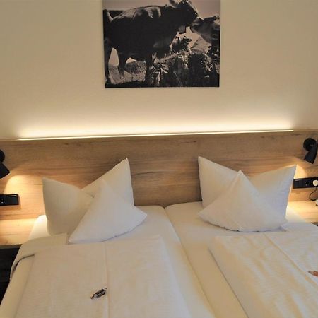 Hotel Garni Malerwinkl บาดฮินเดลัง ภายนอก รูปภาพ