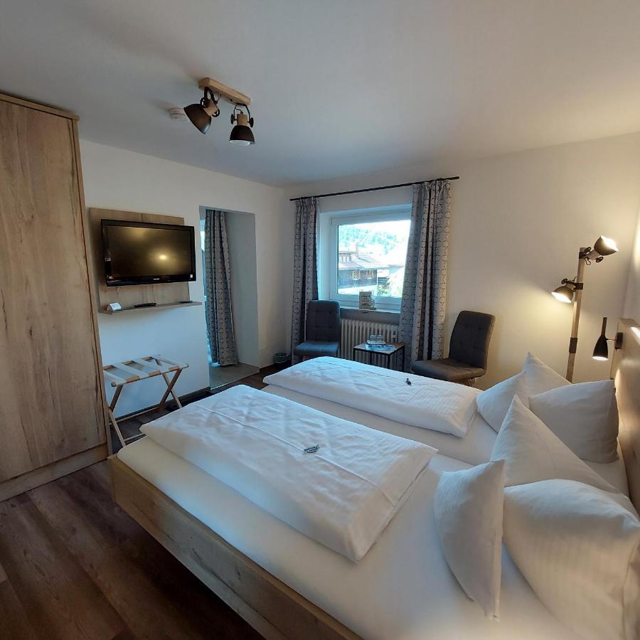 Hotel Garni Malerwinkl บาดฮินเดลัง ภายนอก รูปภาพ