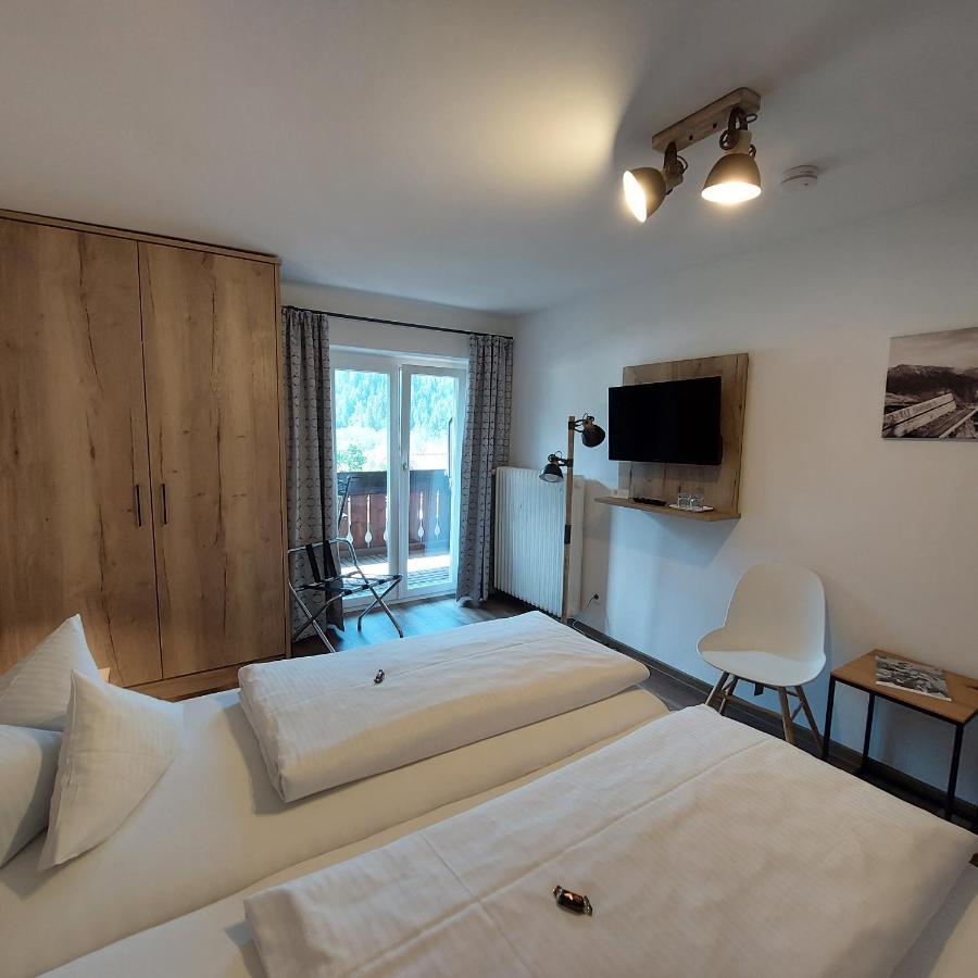 Hotel Garni Malerwinkl บาดฮินเดลัง ภายนอก รูปภาพ
