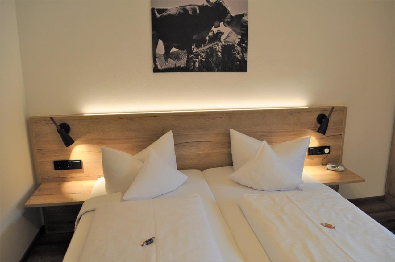 Hotel Garni Malerwinkl บาดฮินเดลัง ภายนอก รูปภาพ