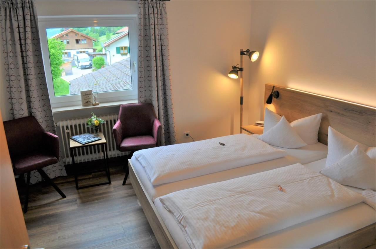 Hotel Garni Malerwinkl บาดฮินเดลัง ภายนอก รูปภาพ