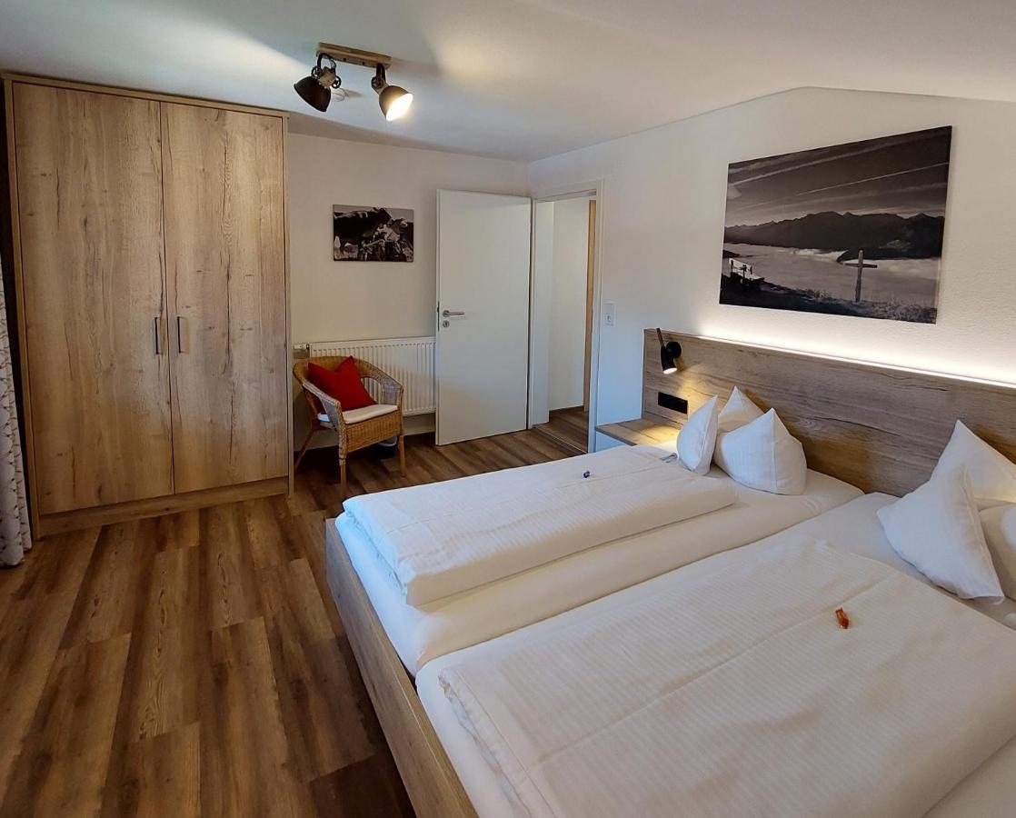Hotel Garni Malerwinkl บาดฮินเดลัง ภายนอก รูปภาพ