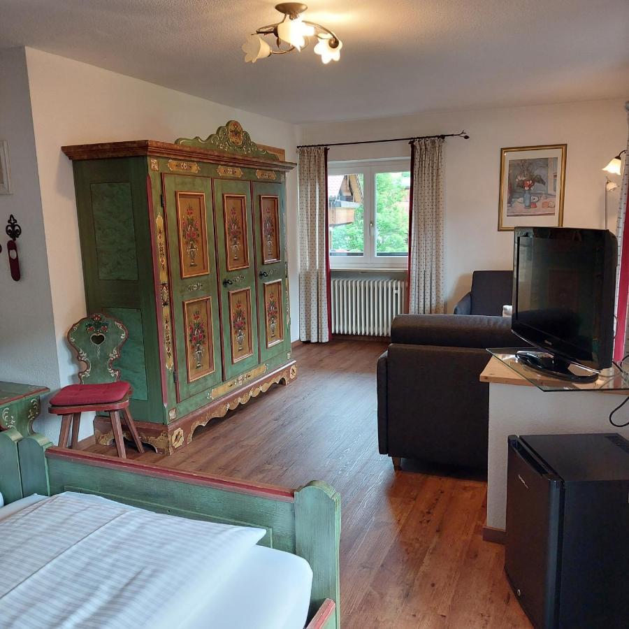 Hotel Garni Malerwinkl บาดฮินเดลัง ภายนอก รูปภาพ
